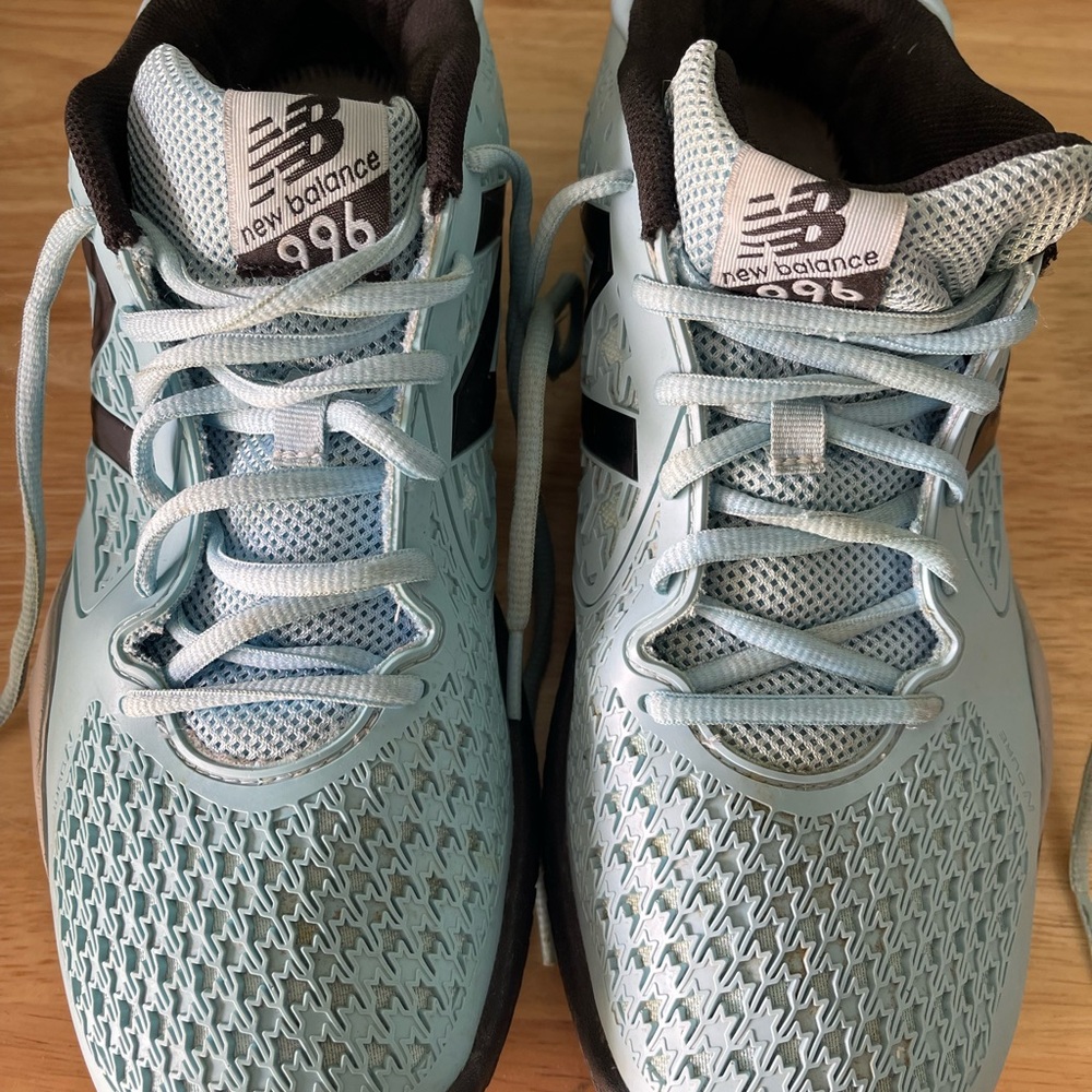 New Balance light blue athletic sneakers